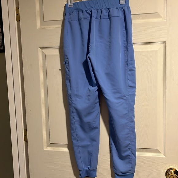 Fabletics jogger scrub pant - Picture 3 of 4